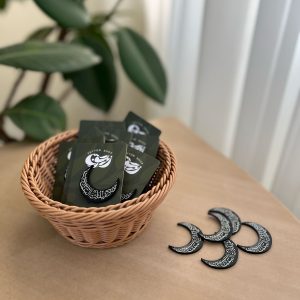 برچسب آیینه ای ماه کفیل